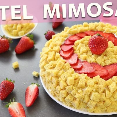 pastel de fresas y crema chantilly