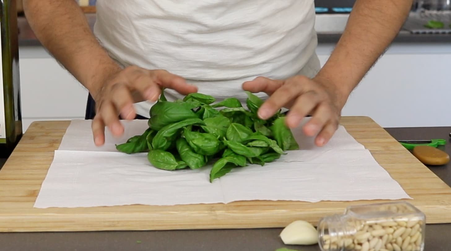 albahaca para pesto